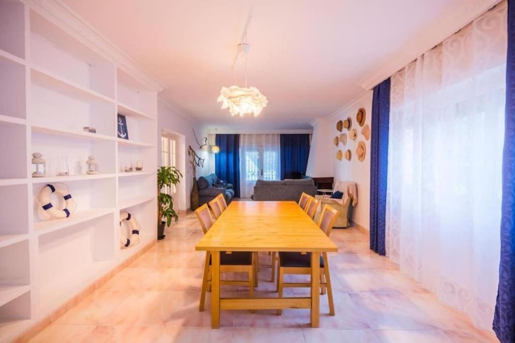 Chalet En Aguadulce Con Piscina Privada 外观 照片